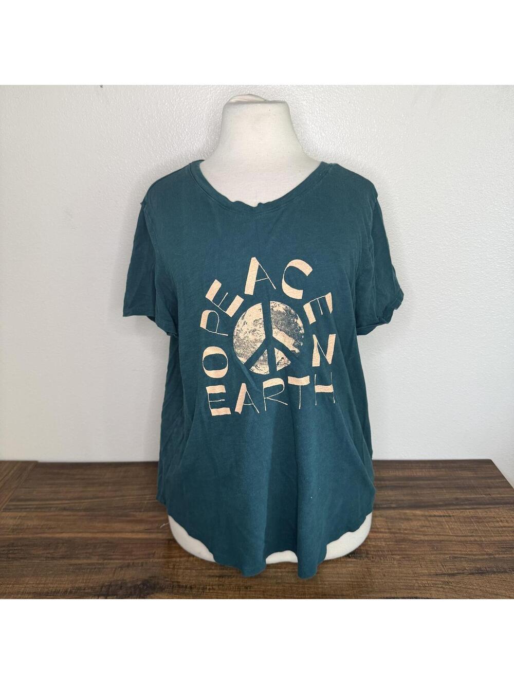 Old Navy Green Peace Earth Graphic T-Shirt Size Large